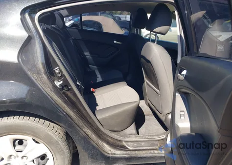 2017 Kia Forte Lx из США, поврежденный, VIN 3KPFL4A75HE040842